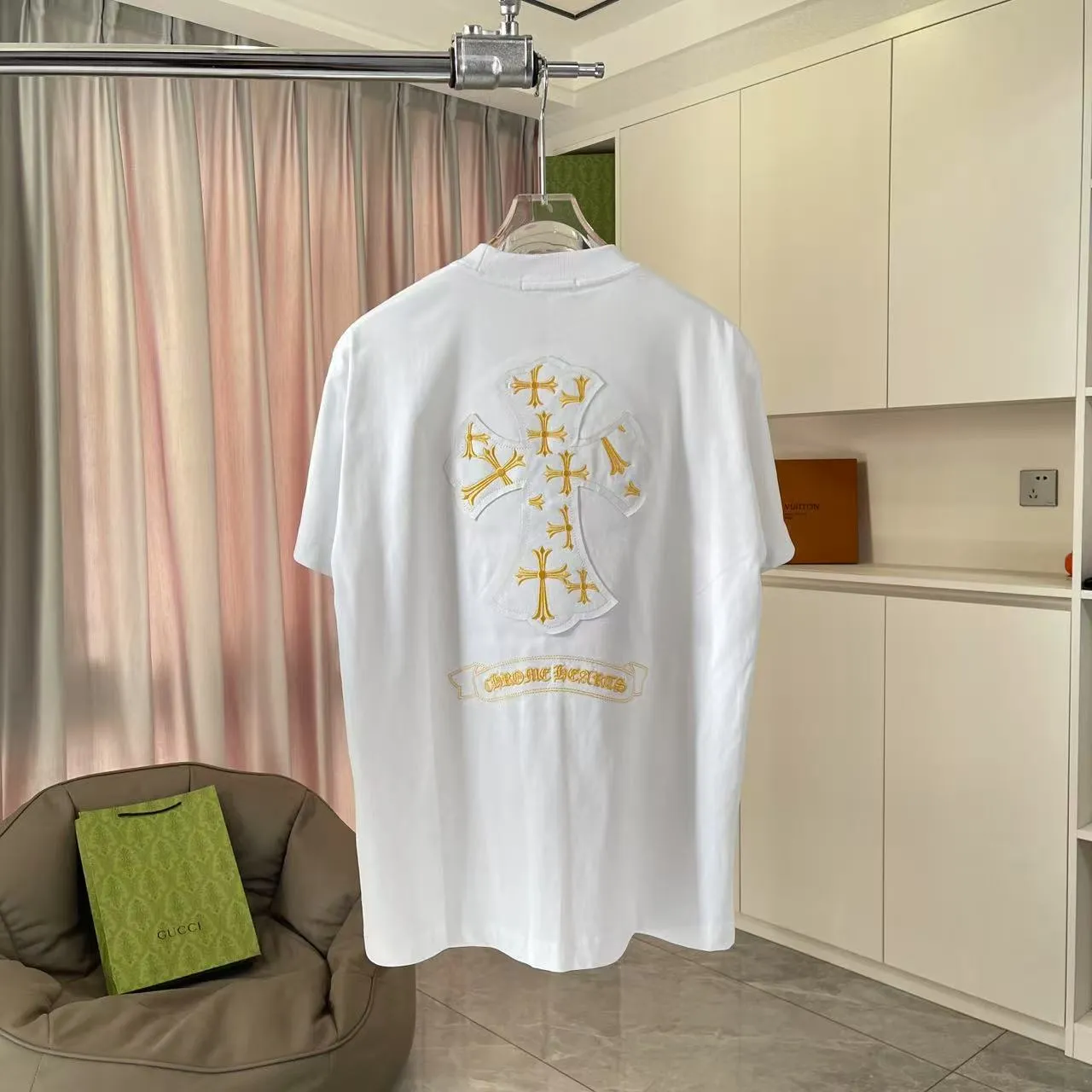 🅿️200 ch Cro* 2025 spring and summer new style Sanskrit horseshoe cross laser patch embroidery short-sleeved t-shirt custom fabric 300g same style for men and women Size: S M L XL XXL Five codes Color: black white